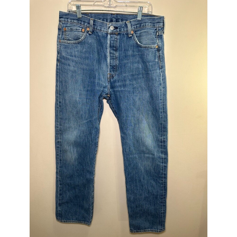 Men's Levi's 501 Button Fly 36 X 32 Dark wash Straight leg